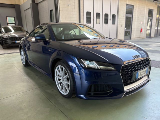 AUDI Audi TT Coupé 2.0 TDI ultra S line