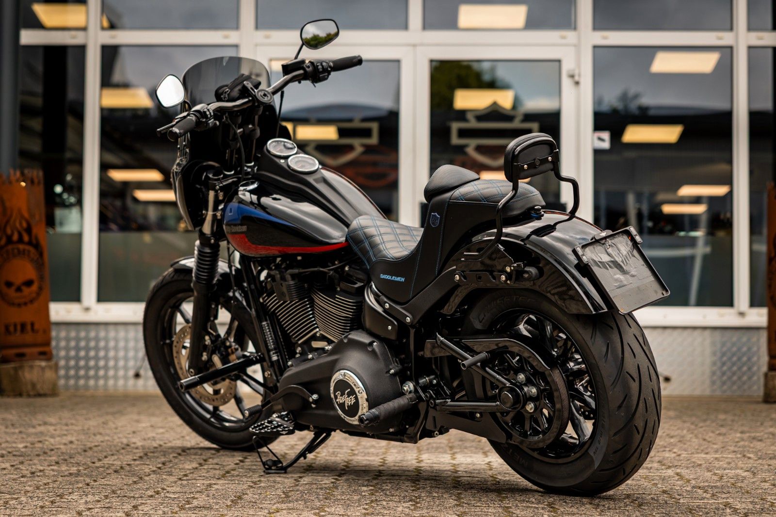 Fahrzeugabbildung Harley-Davidson FXLR LOW RIDER - JEKILL & HYDE -