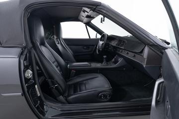 1990 Porsche 944 — миниатюра 15