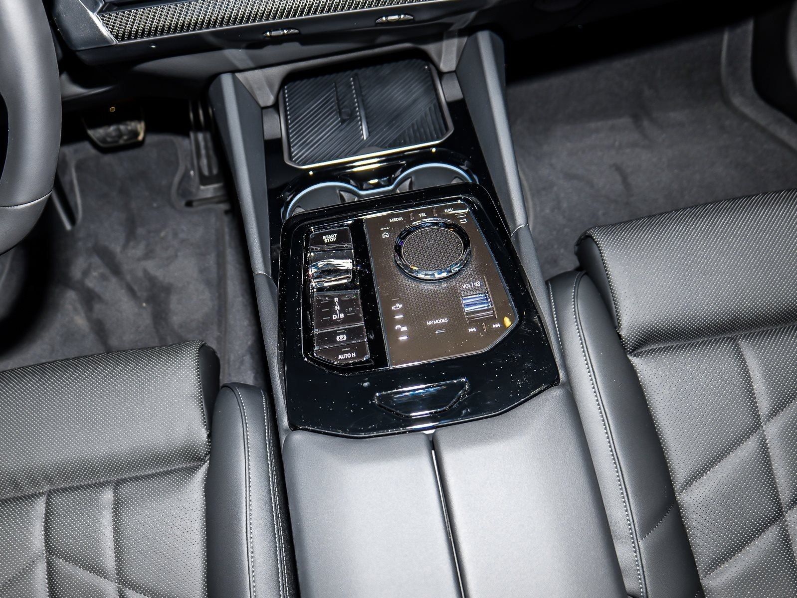 BMW i5 - Bild 11