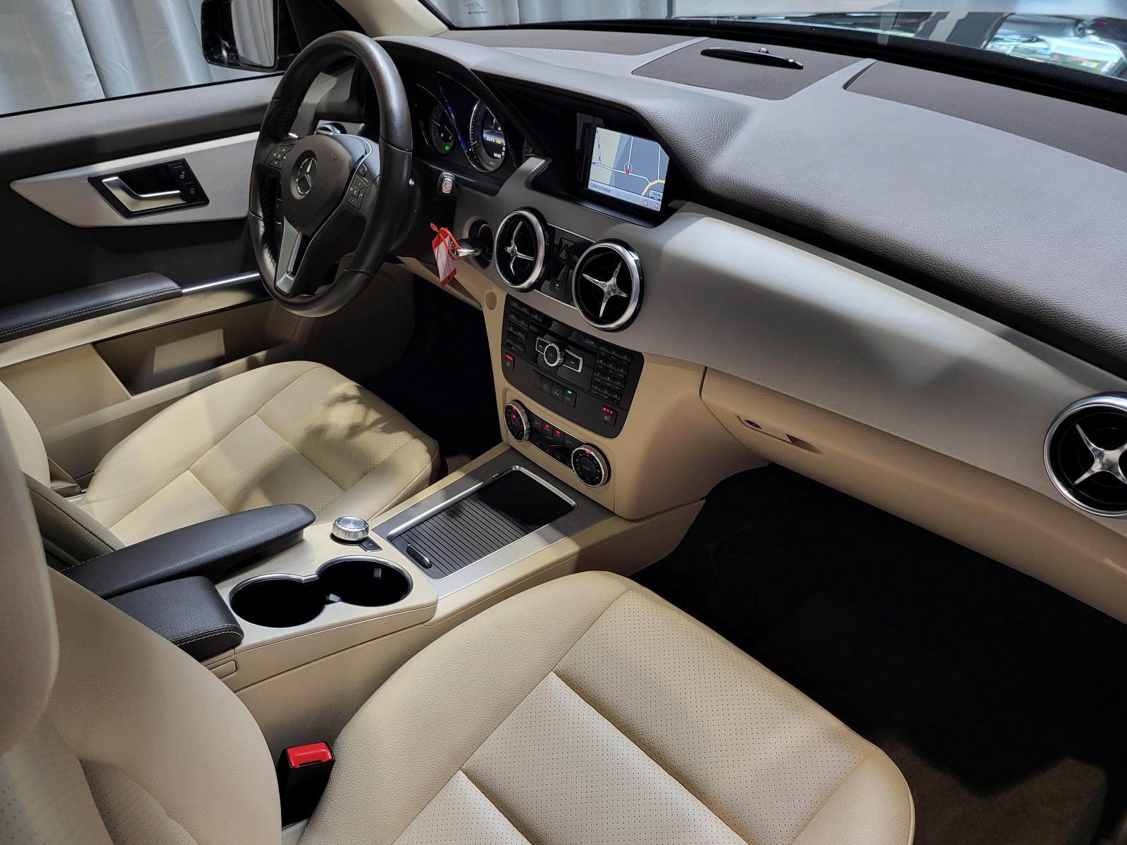 Mercedes-Benz GLK 200 CDI *Navi| Pano| Tempomat| Xenon*