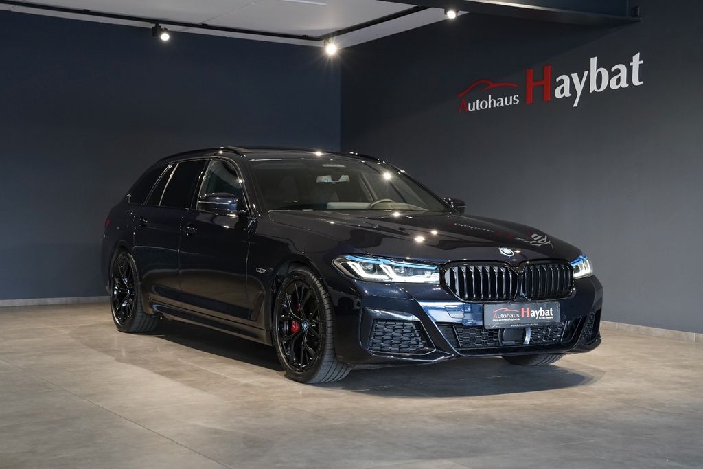 2022 BMW 530