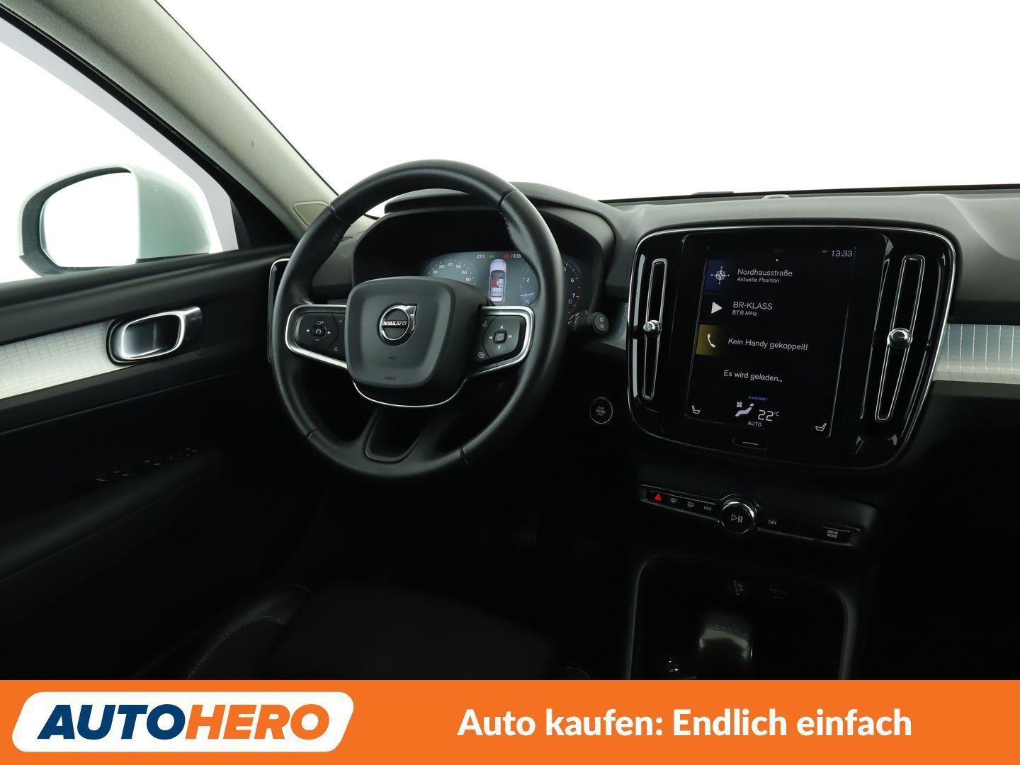 Volvo XC40 1.5 T3 Momentum Pro 2WD *NAVI*LED*TEMPO*CAM
