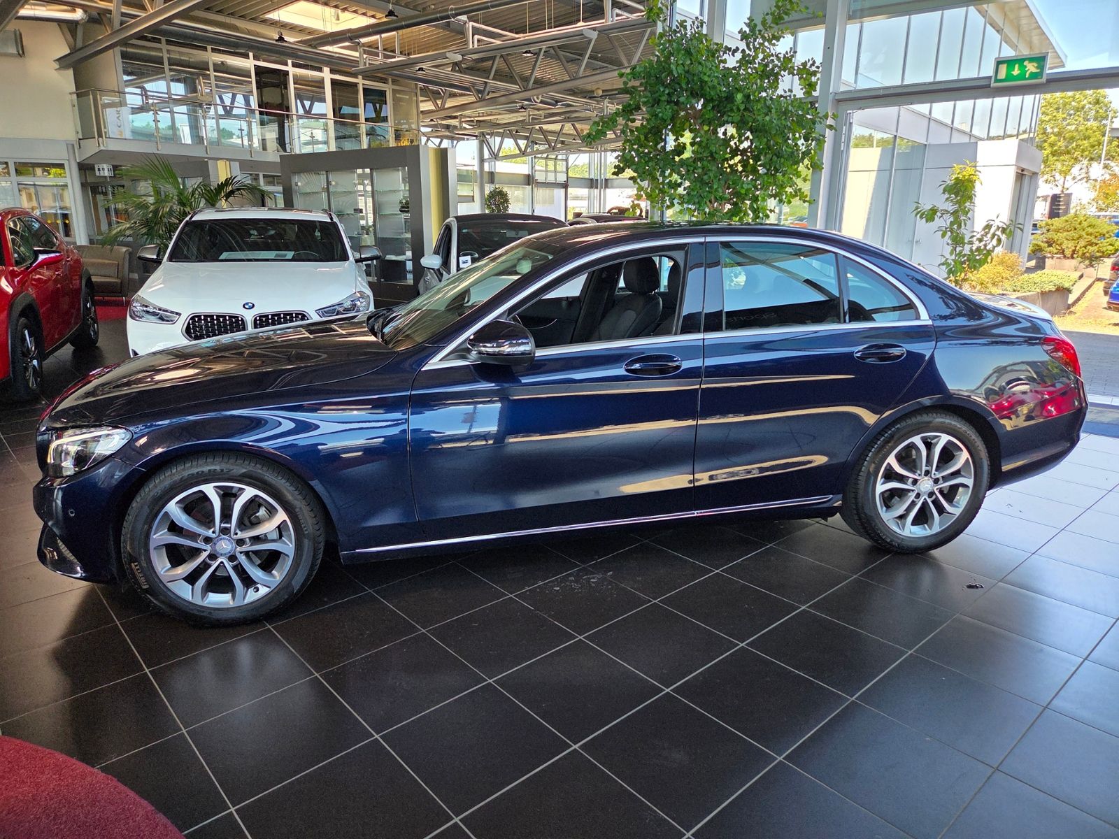 Fahrzeugabbildung Mercedes-Benz C 200 Avantgarde AHK MEMORY LED NAVI