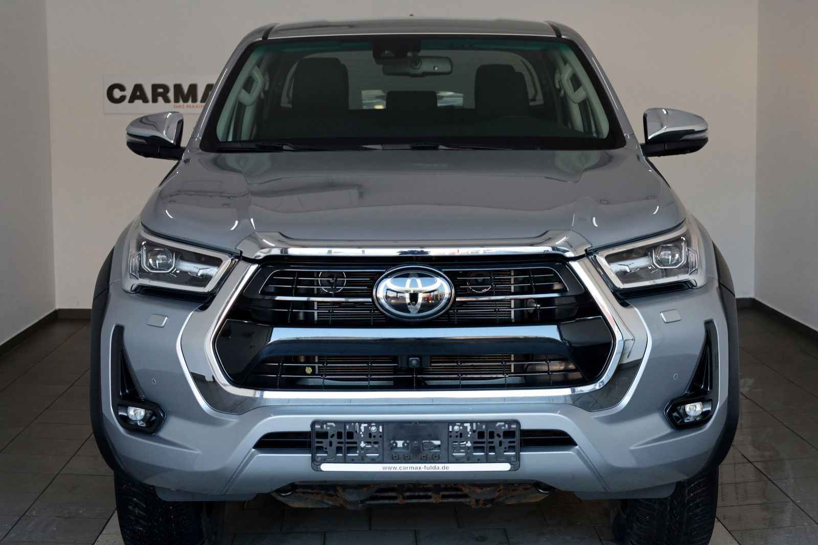 Fahrzeugabbildung Toyota Hilux 2.8 Executive,Navi,LED,Rollo,Rollbügel,AHK