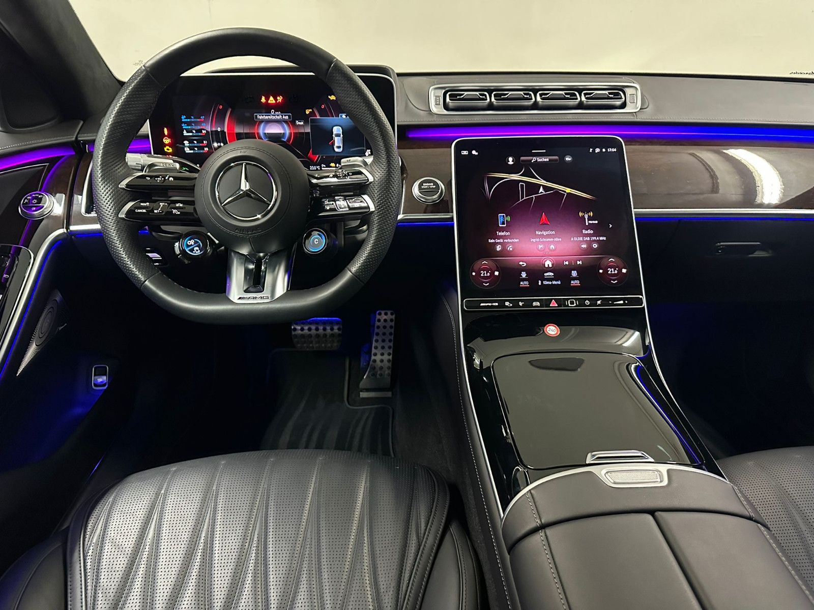 Fahrzeugabbildung Mercedes-Benz S 63 E Performance L *PANORAMA*FONDENTERTAINMENT