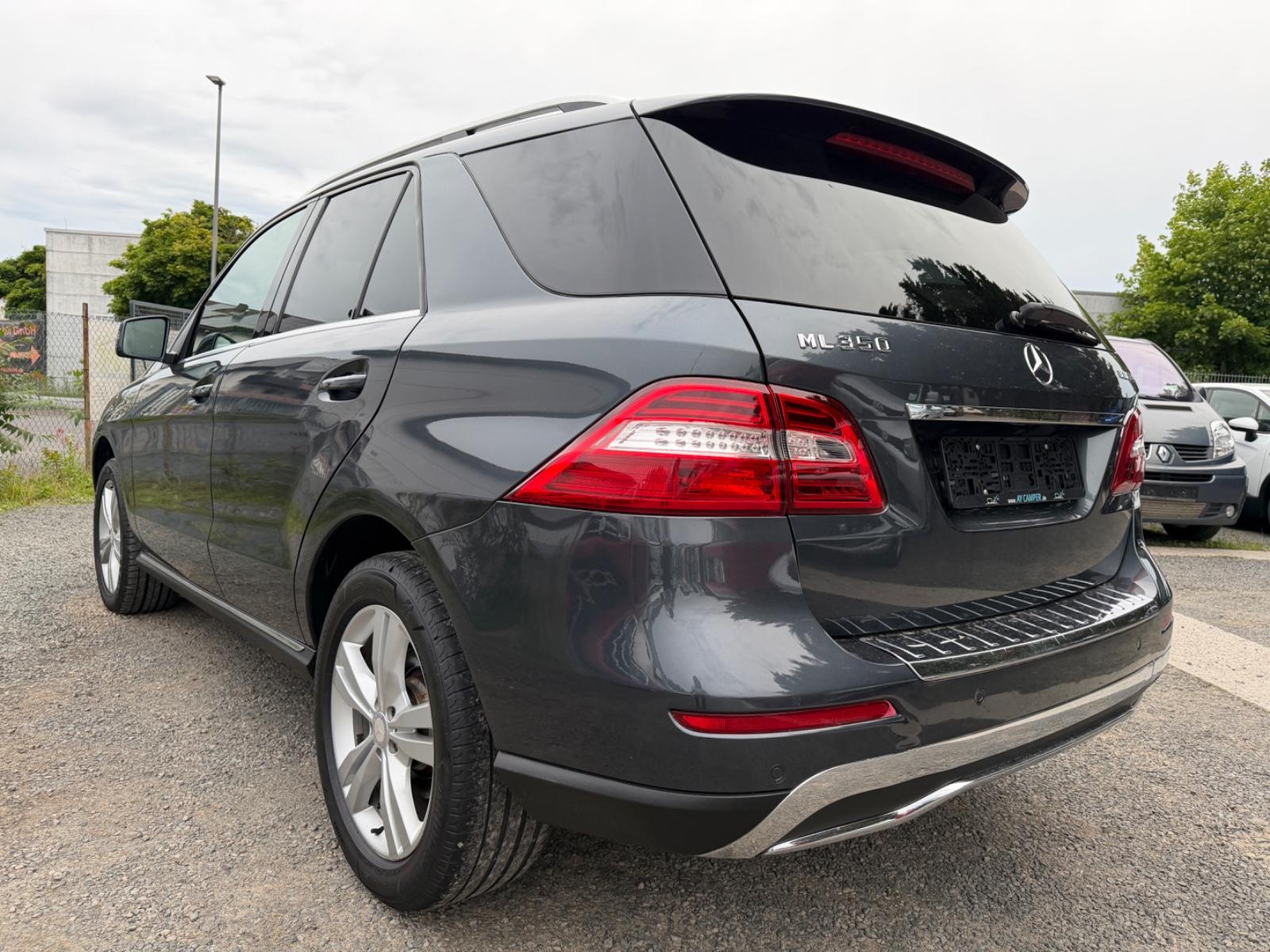 Mercedes-Benz ML 350 CDI BlueTec 4Matic/Pano/AHK/SHZ/Xenon