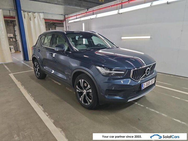 Volvo XC 40 T4 PHEV Inscription Pano Harman LED Virtu imagem 2