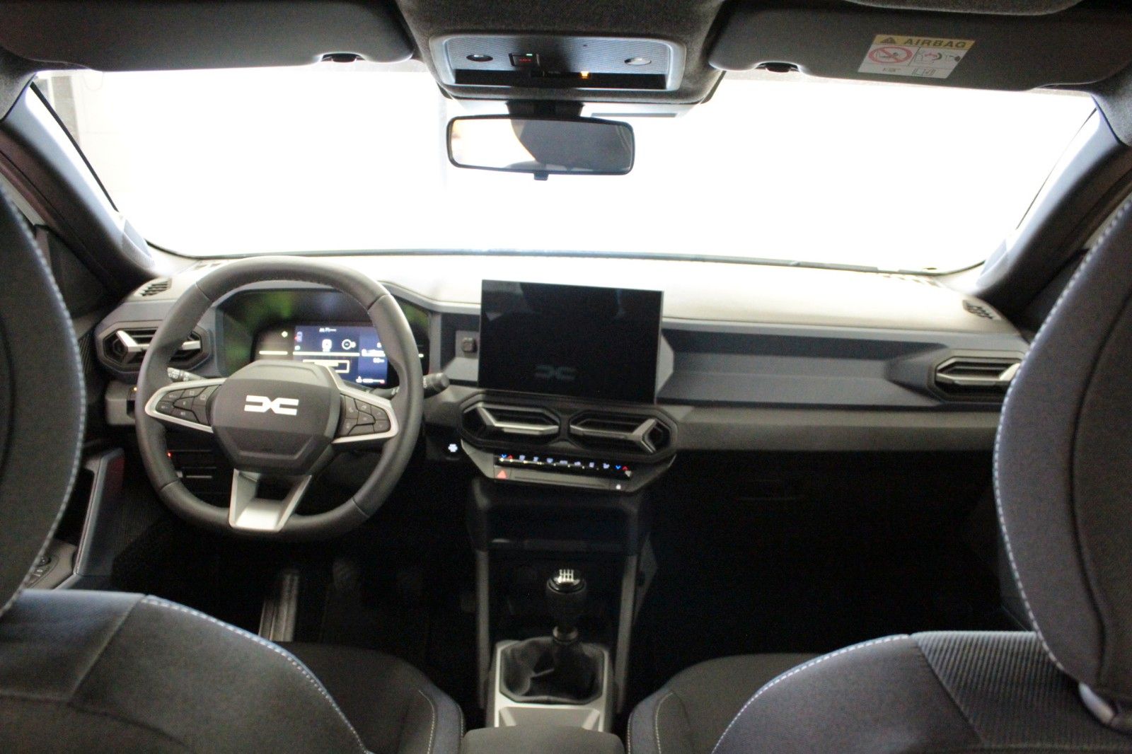 Fahrzeugabbildung Dacia Bigster hybrid 140 Expression   Winterpak.*City