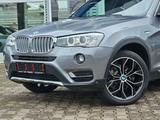 BMW X3 xDrive 28 i xLine Pano Navi Leder 4x Shz Mem. - : Schiebedach, mit Klimaautomatik