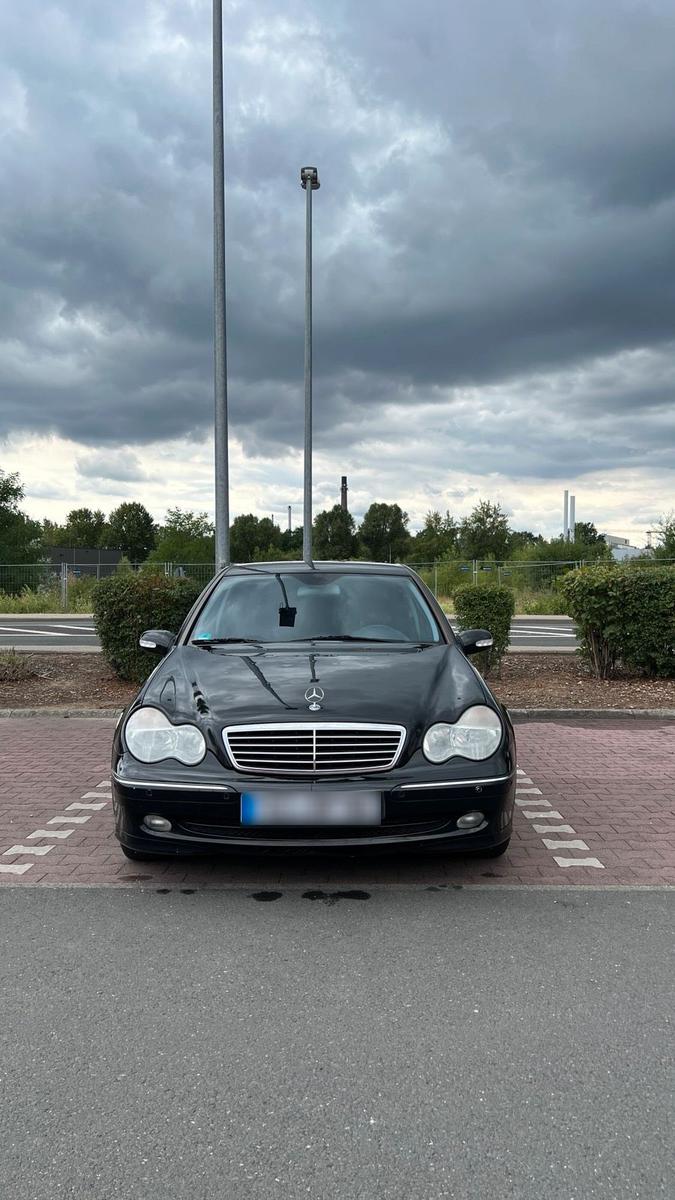 Mercedes-Benz C 180