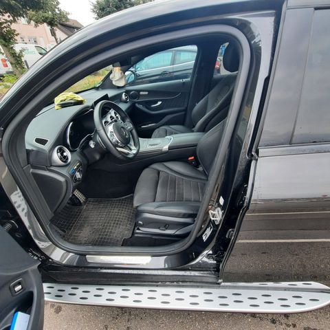 MERCEDES-BENZ GLC 200 4MATIC Autom. -AMG