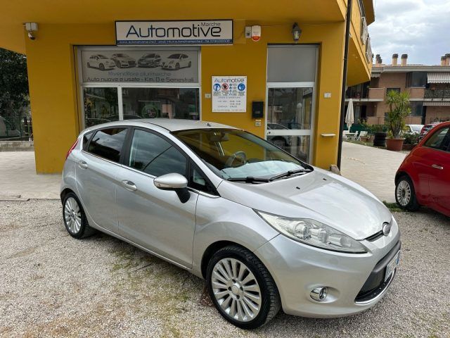 Ford FORD Fiesta 1.4 5 porte Bz.- GPL Titanium