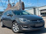 Opel Astra J Sports Tourer Exklusiv/SHZ/NAVI/MFL/TEMP - Opel Astra J mit Diesel-Antrieb