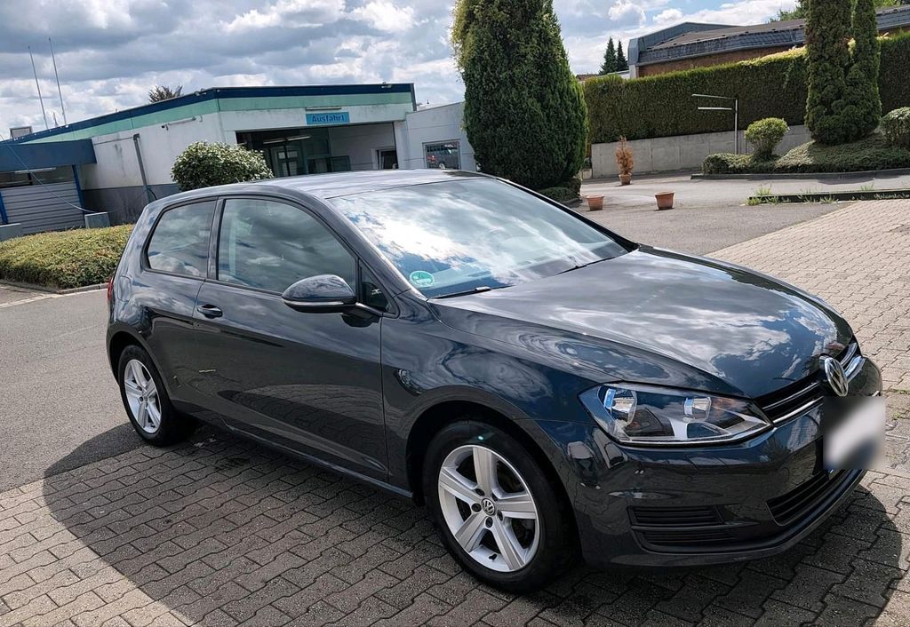 Image of Volkswagen Golf