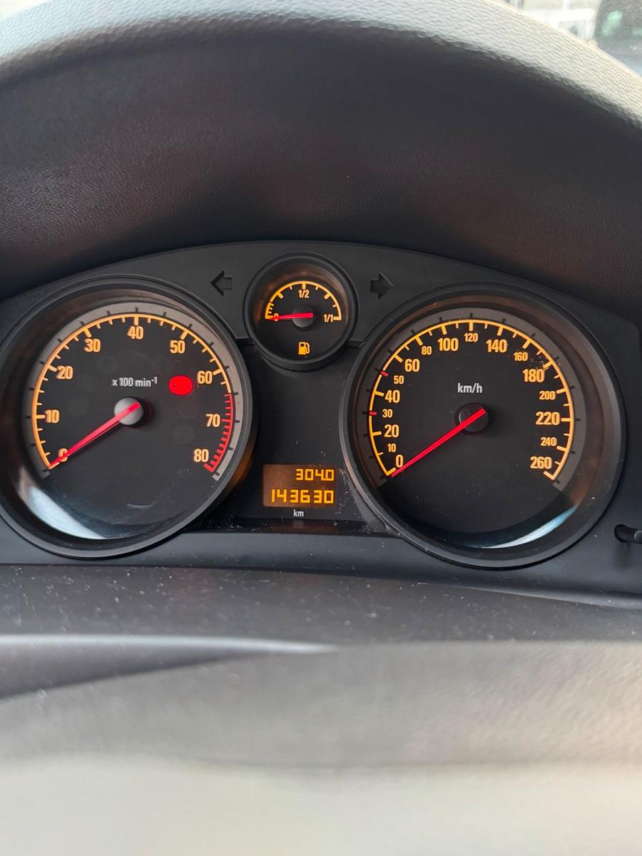 Opel Astra 2008 — photo 6
