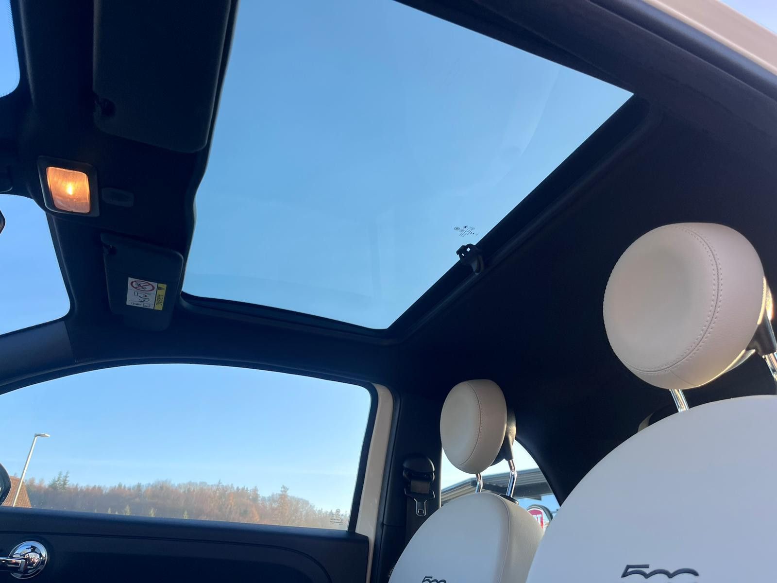 Fahrzeugabbildung Fiat 500 Dolcevita Hybrid