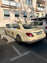 Mercedes-Benz 200 - : Taxi, Limousine