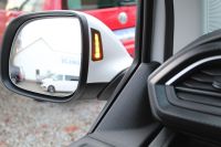 Volkswagen T6.1 Multivan Generation SIX DSG AHK ACC Standhz