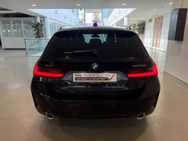 BMW 320 d xDrive Tour. M Sport 19'' Innov. Comf. ad foto 3