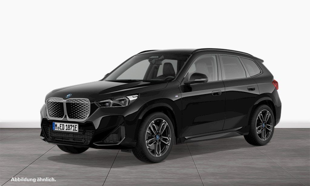 BMW iX1 xDrive30 M Sport AHK Driv.Assist.Prof LED