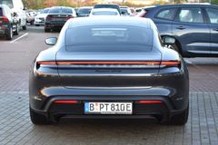 Fahrzeugabbildung Porsche Taycan GTS VOLLAUSSTATTUNG