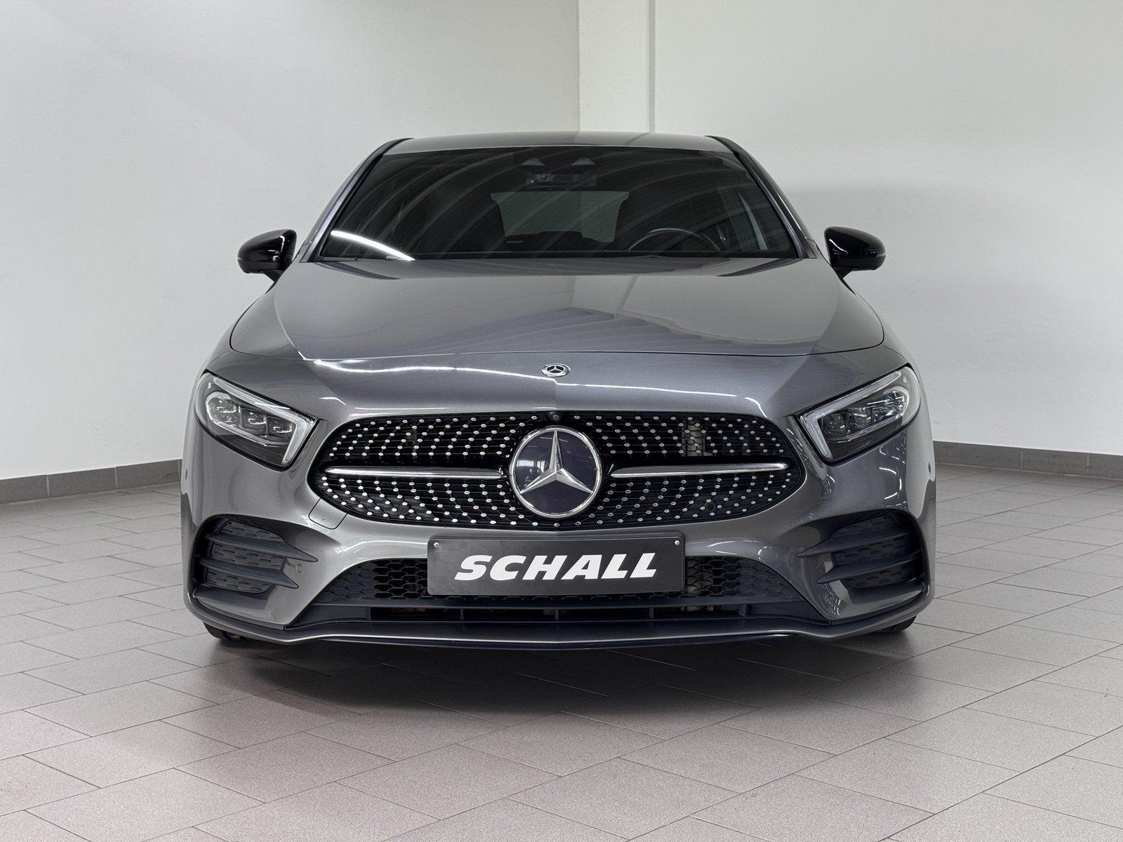 Mercedes-Benz A 250 AMG NIGHT+19"AMG+MULTIBEAM LED+360°+AMBIEN