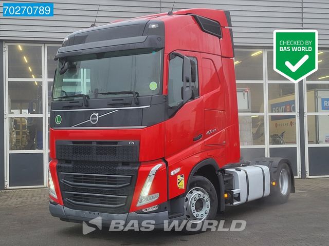 Volvo FH 460 4X2 Globetrotter 2x Tanks