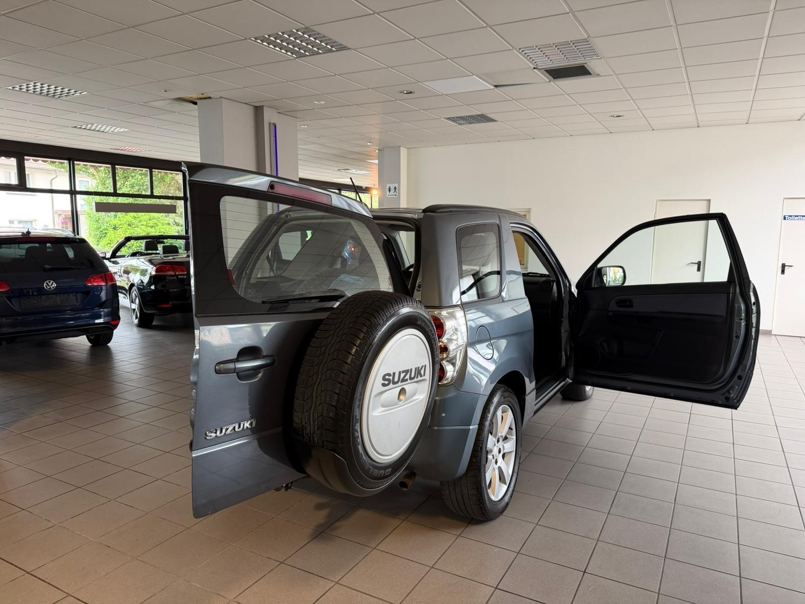 SUZUKI GRAND VITARA 1.9 DDIS 129CH - 4X4 - BVM - VOLANT EN CUIR - ATTELAGE