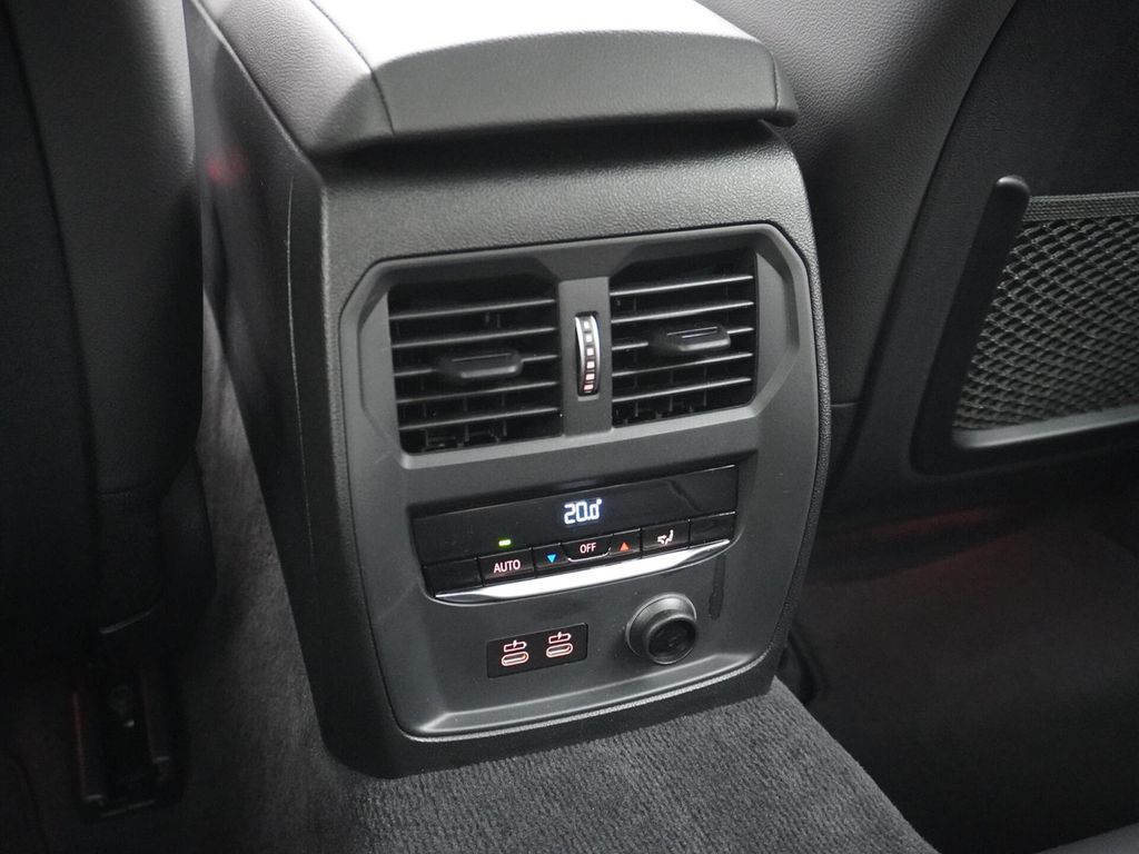 BMW 320 3-serie 320i High Executive M-pack | kamera