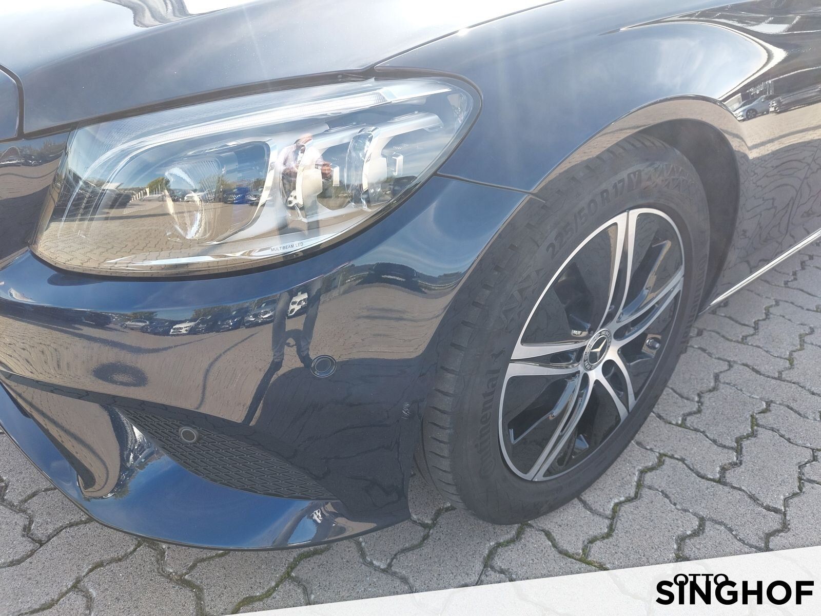 Fahrzeugabbildung Mercedes-Benz C 200 T Avantgarde +dyn.LED+Comand+Rü Kam+Leder+