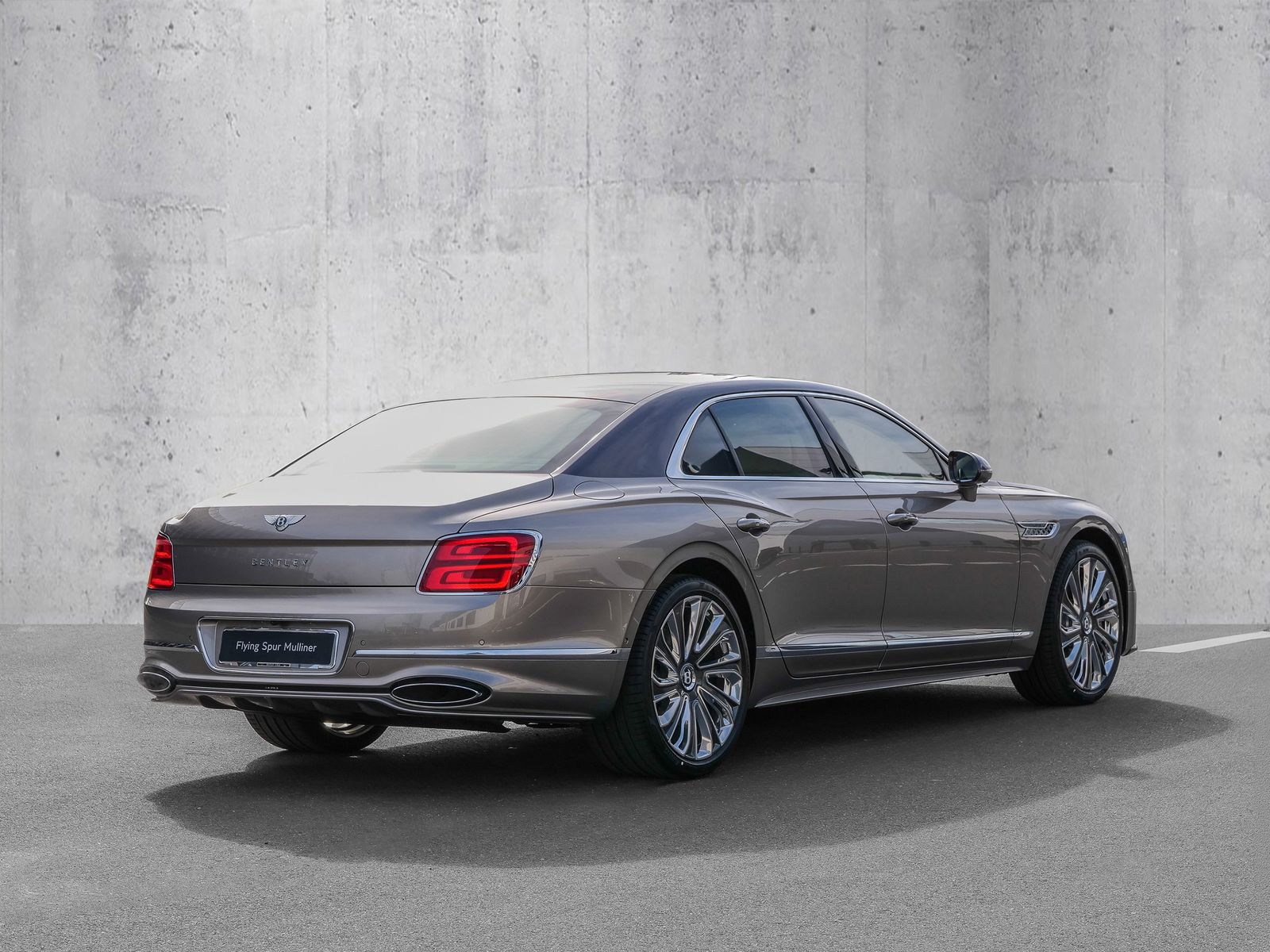 Bentley Flying Spur Mulliner Brodgar over Pale Brodgar imagem 3