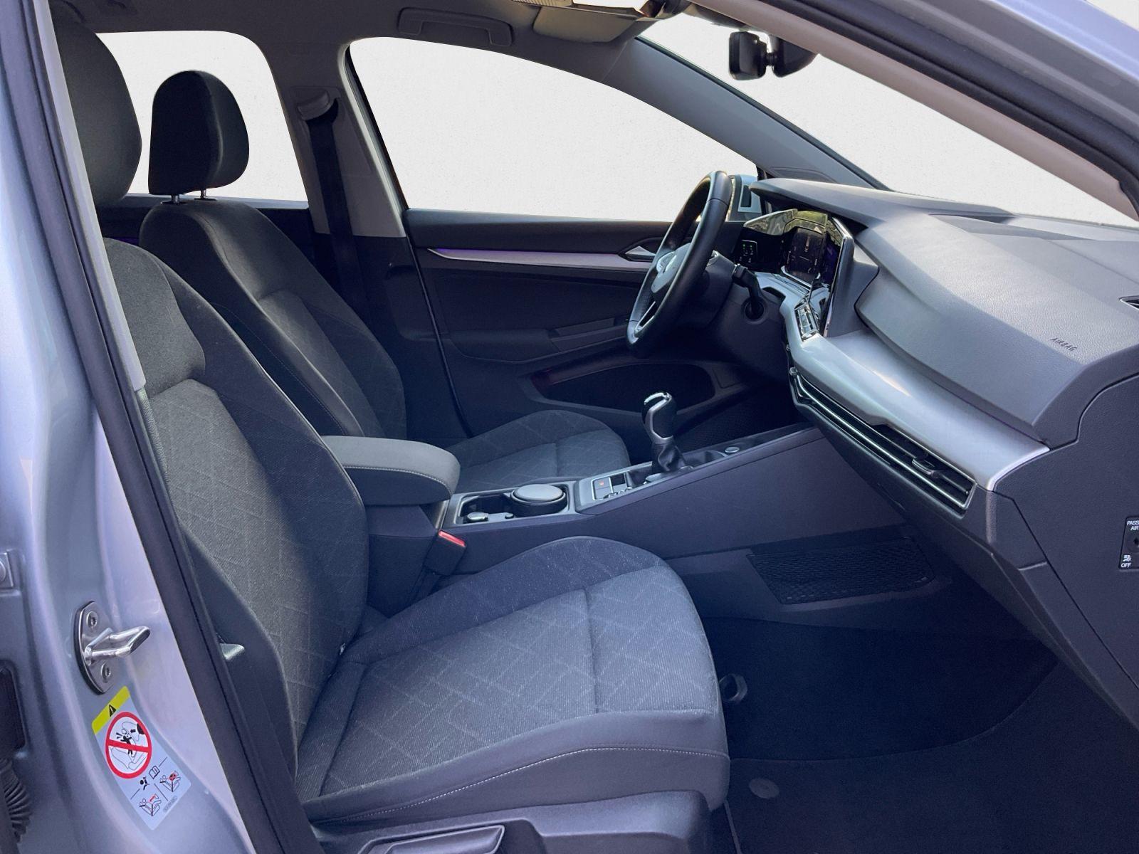 Volkswagen Golf VIII Var. 1.5 TSI Life AHK Navi CarPlay ACC, миниатюра 15