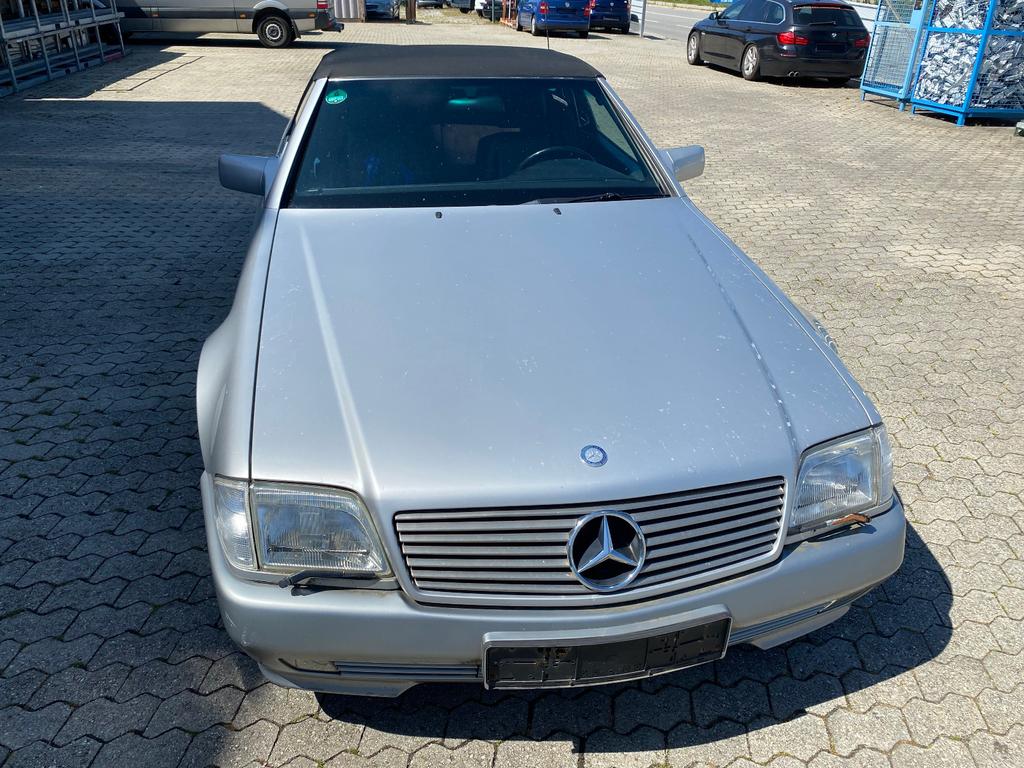 Mercedes-Benz SL 320