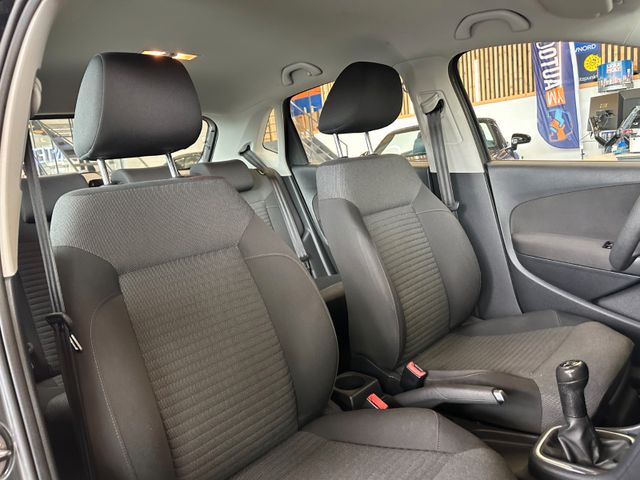MYAUTOCENTER – Gebraucht- und Jahreswagen mit Werkstattservice in Pfaffenhofen Volkswagen Polo *Comfortline*Klima*Pdc*Szhz*