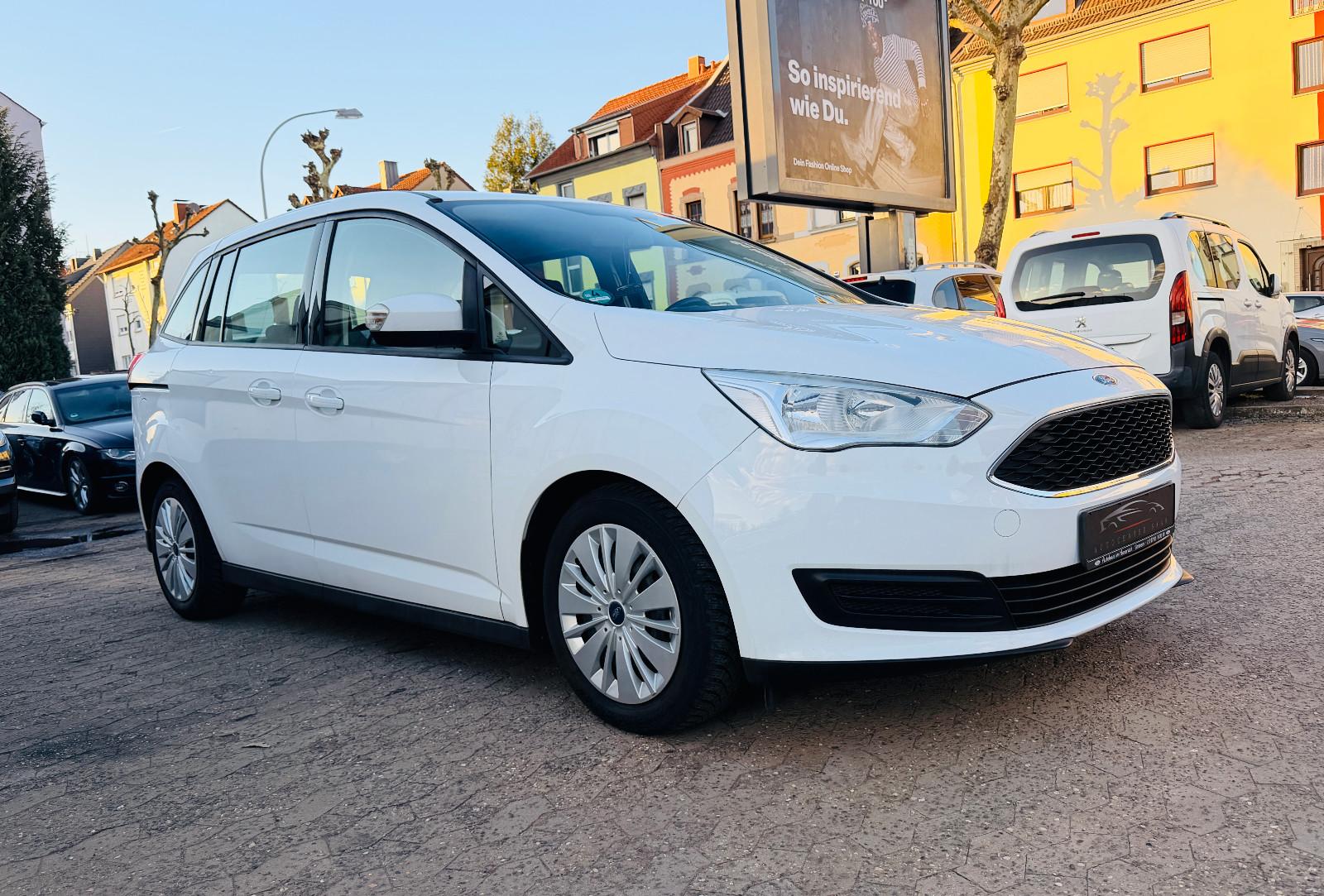 Ford Grand C-Max 1.0 EcoBoost Trend Klimaanlage AHK