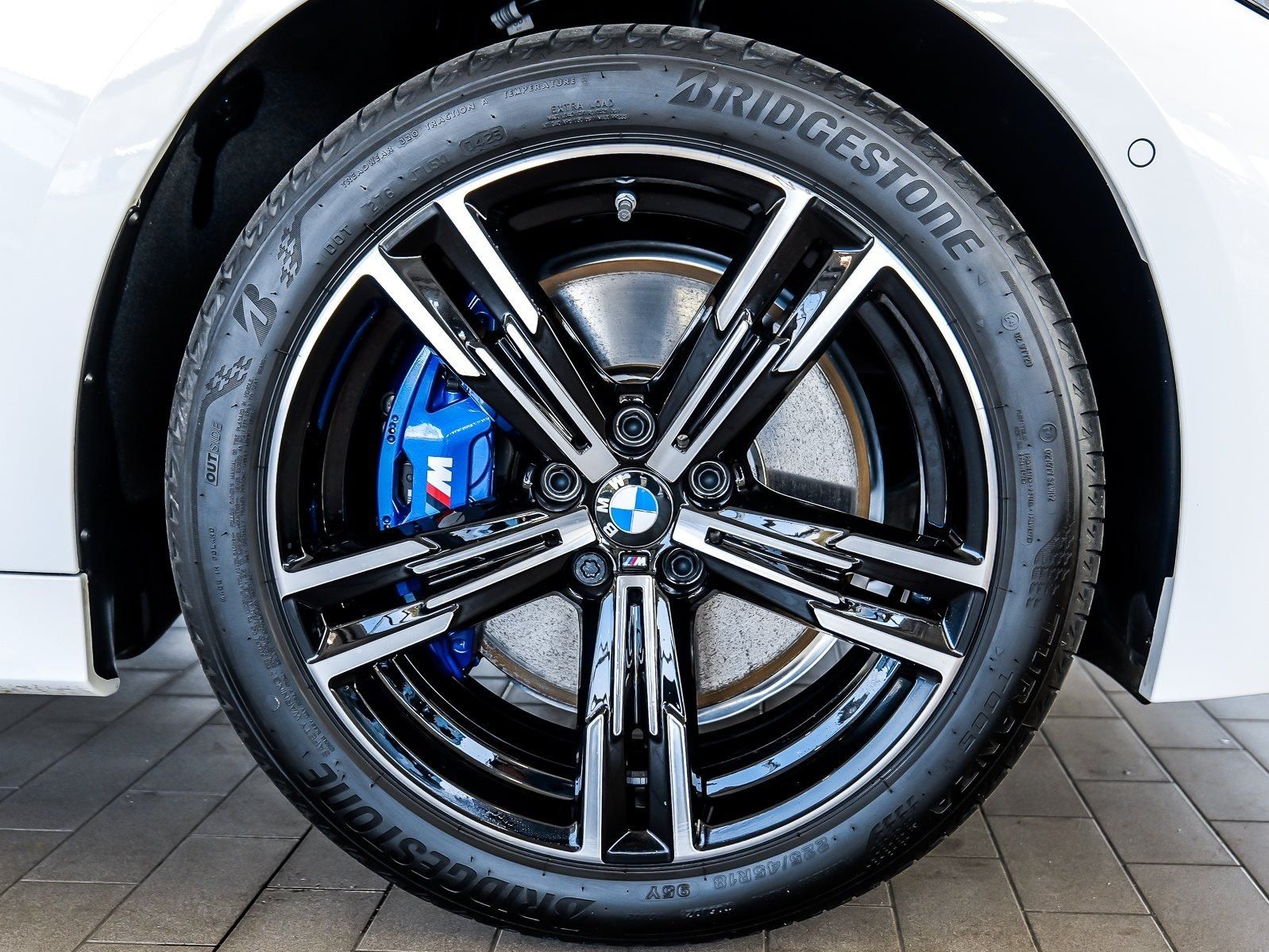 BMW 330 - Bild 5