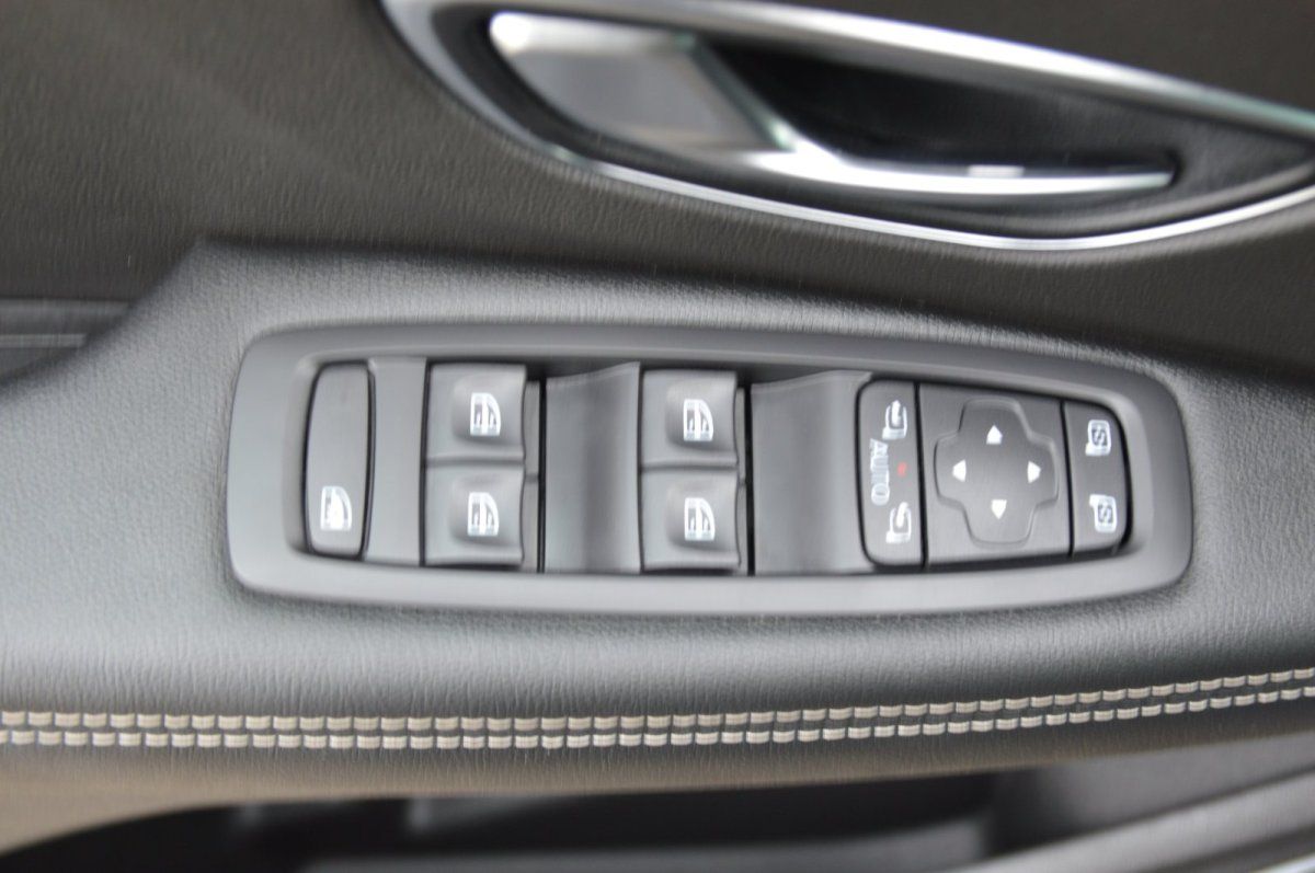 Fahrzeugabbildung Renault Scenic IV   Grand Executive Leder AHK Bose Autom