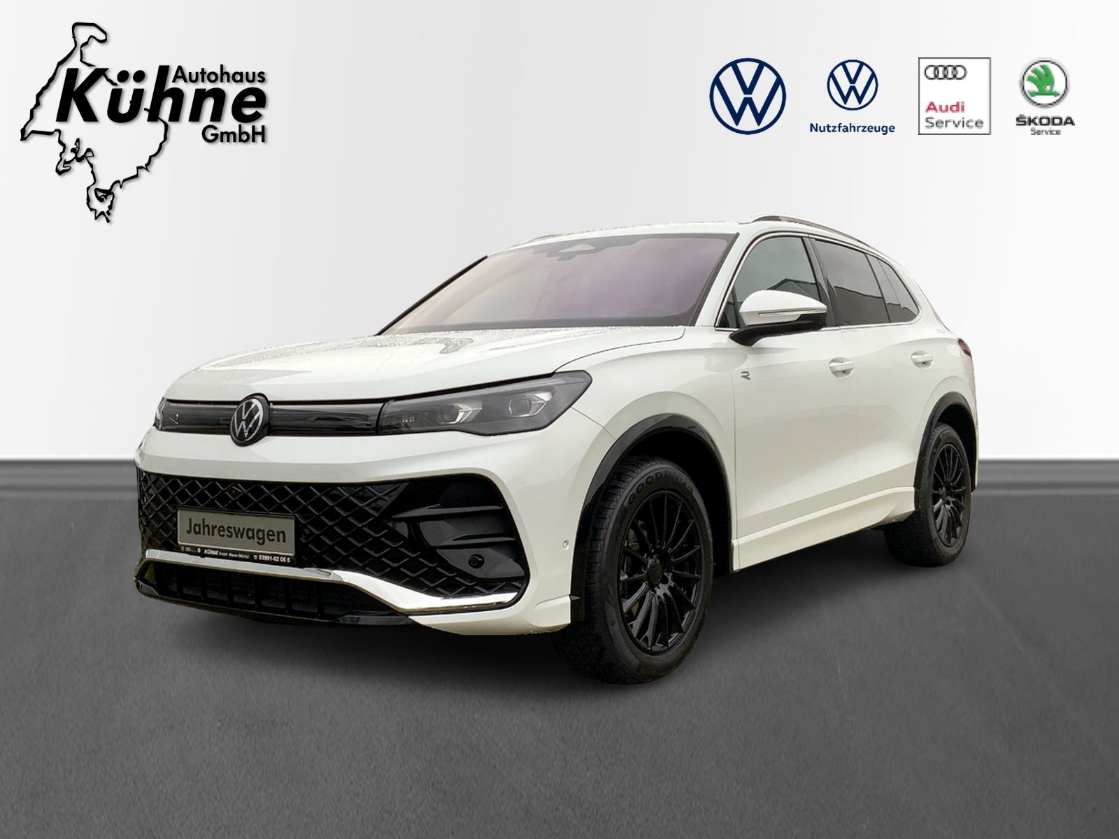 Tiguan R-Line 1,5l eTSI IQ.LIGHT,PANO,STHZ.