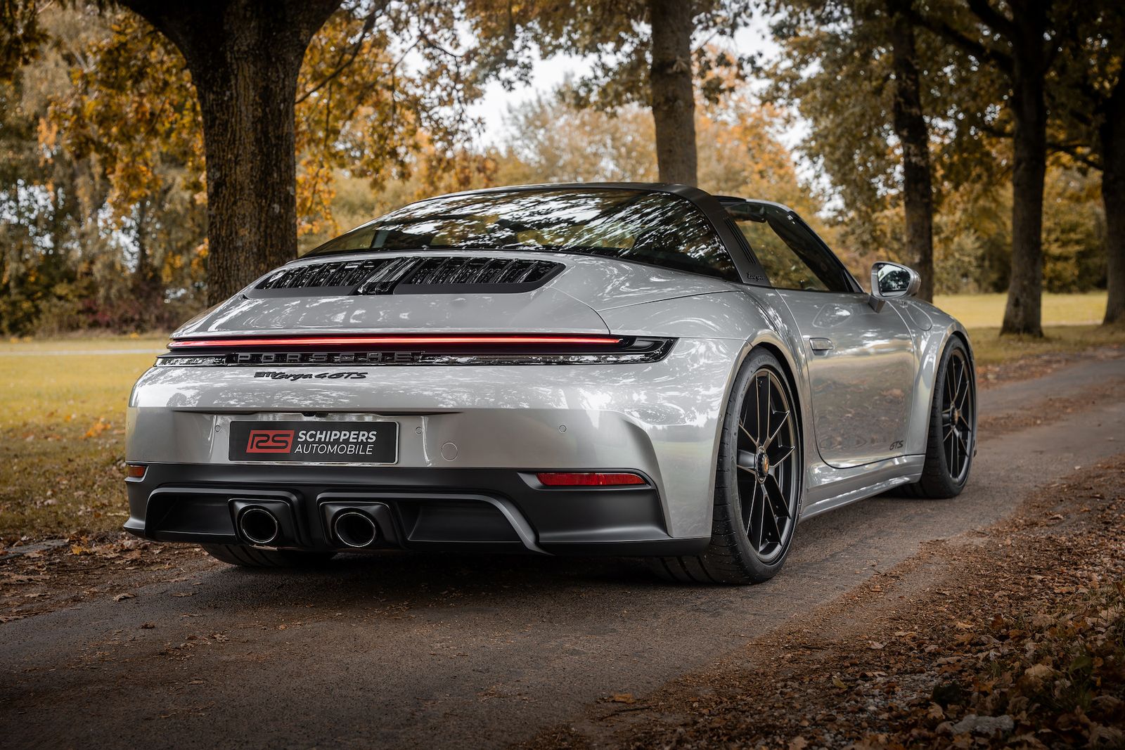 Fahrzeugabbildung Porsche 911 992 .2 Targa 4 GTS T-Hyb. BURMESTER|LIFT|930