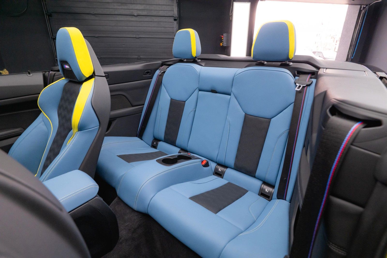 Fahrzeugabbildung BMW M4 Cabrio xDrive Competition AC Schnitzer LASER