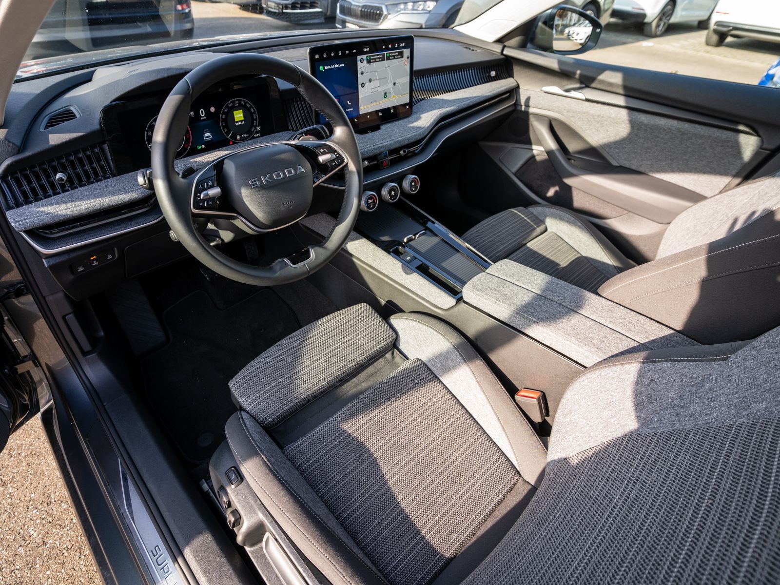 Skoda Superb - Bild 11