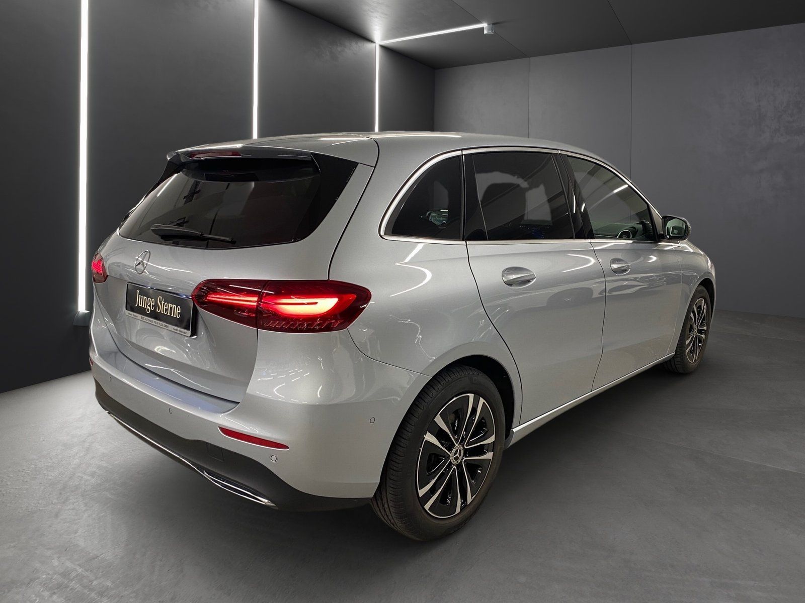 Fahrzeugabbildung Mercedes-Benz B 220 d Progressive*AHK*Totwink*Multibeam*Kamera