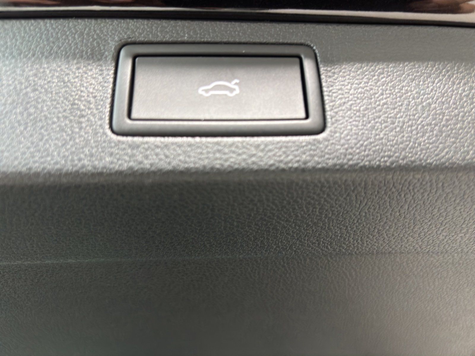 Fahrzeugabbildung SKODA Kamiq Tour 1,5 TSI 110 kW DSG
