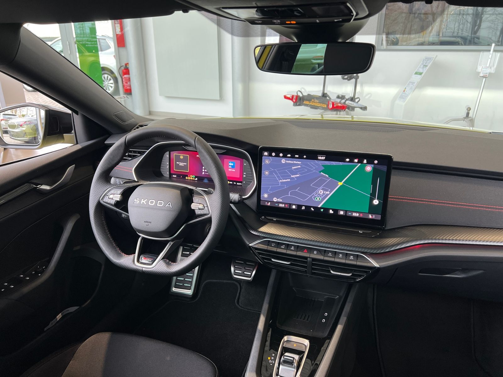 Fahrzeugabbildung SKODA Octavia RS 2.0 TSI DSG *AHK,Panorama*