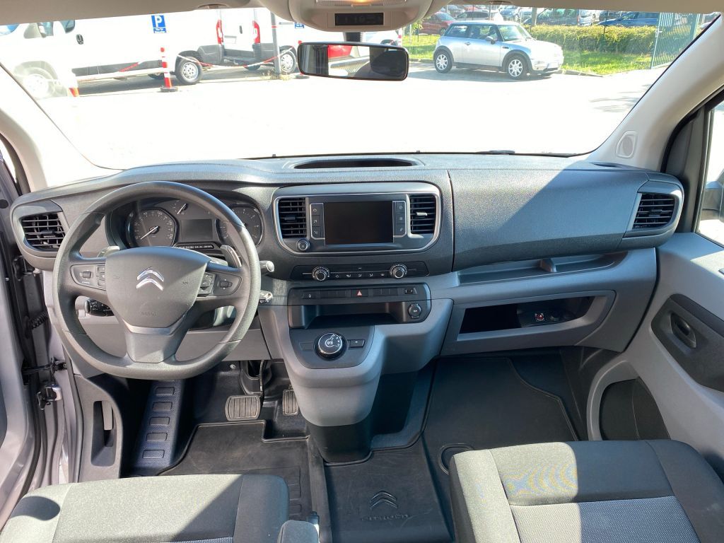 Fahrzeugabbildung Citroën Jumpy M Diesel 145 S&S EAT8 *8-Sitzer*Kamera*