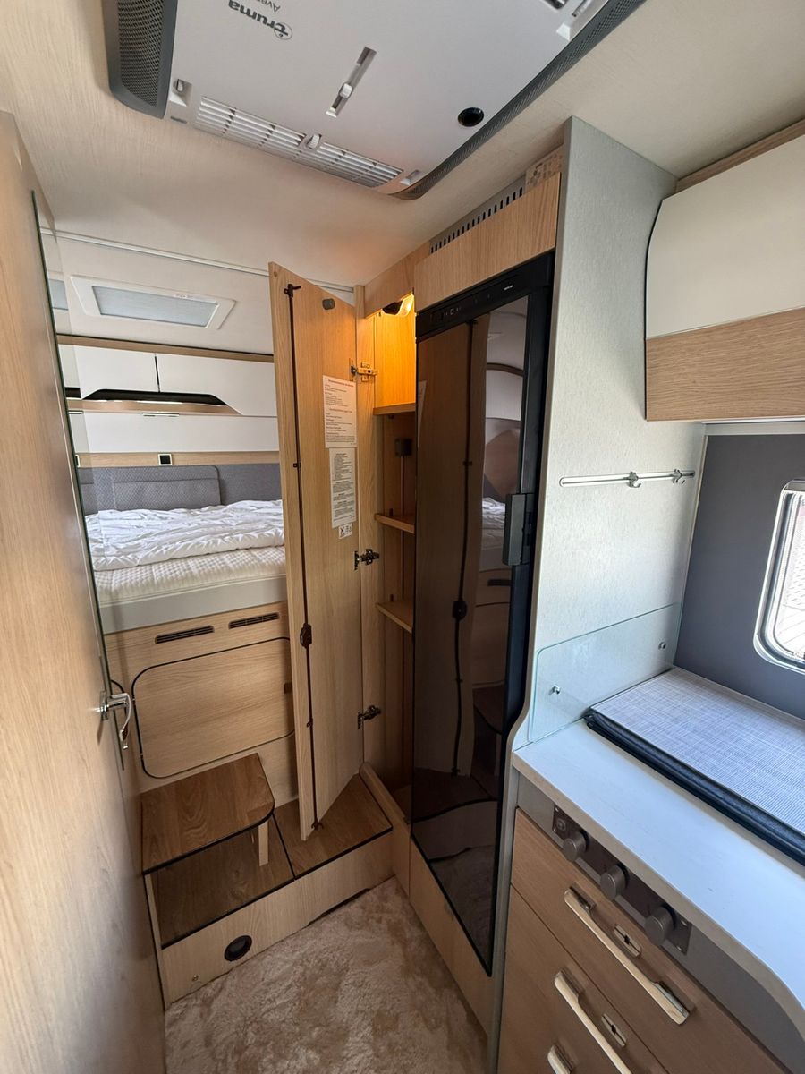Fahrzeugabbildung HYMER / ERIBA / HYMERCAR BMC 550 T  White  Line