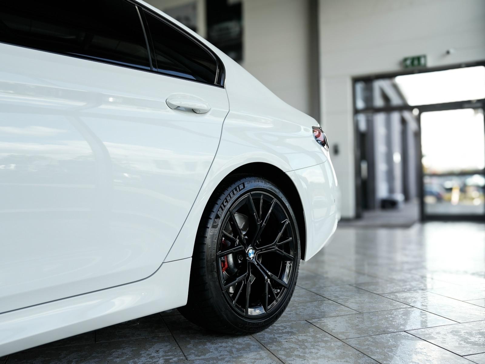 BMW 530e M Sport 19LM M-Sitze 360°K Harman Assist.