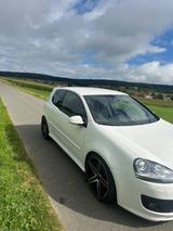 Volkswagen Golf  5 GTI Edition 30  - Volkswagen Golf: Edition 30