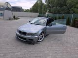 BMW E46 330i - BMW 330 aus 2004: Coupé